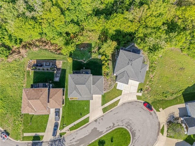 3728 Thompson Circle, Kansas City, KS 66103