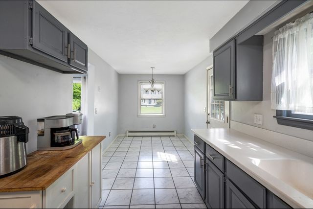 138 Malinda Dr, Abington, MA 02351