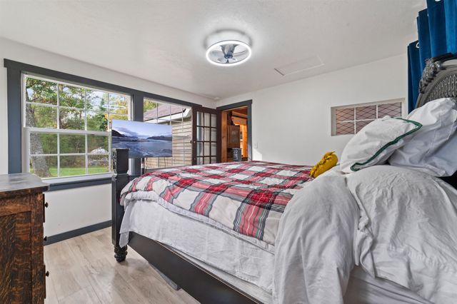 2948 E Michigan Highway, Roscommon Twp, MI 48653