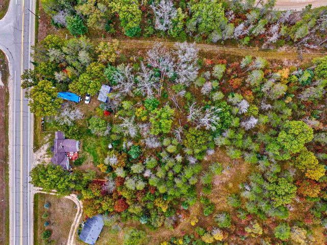 2948 E Michigan Highway, Roscommon Twp, MI 48653