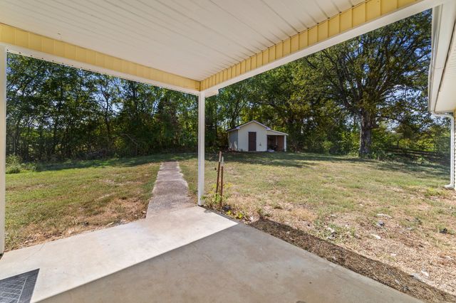 240 Neal Rd, Watertown, TN 37184