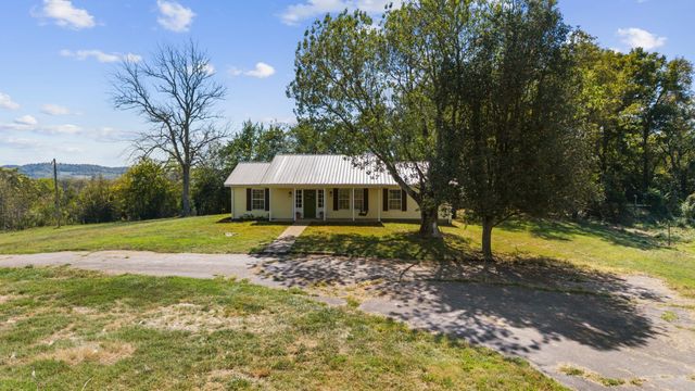 240 Neal Rd, Watertown, TN 37184