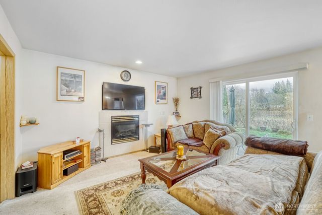 10205 61st Avenue NE, Marysville, WA 98270