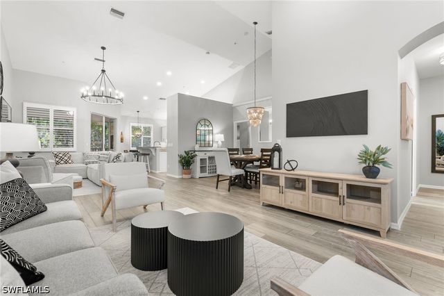 28125 Canasta CT 2223, Bonita Springs, FL 34135