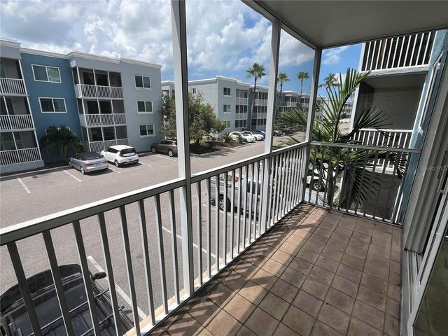 2755 COCONUT BAY LN LANE 128, Sarasota, FL 34237