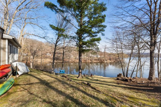 4 S Lake Drive, Patterson, NY 12563