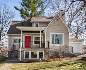 4 S Lake Drive, Patterson, NY 12563