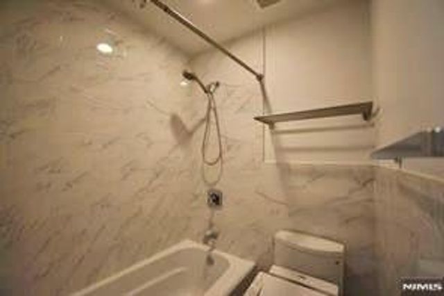 228 Maple Street 2, Weehawken, NJ 07086