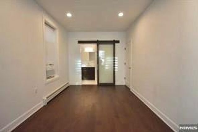 228 Maple Street 2, Weehawken, NJ 07086