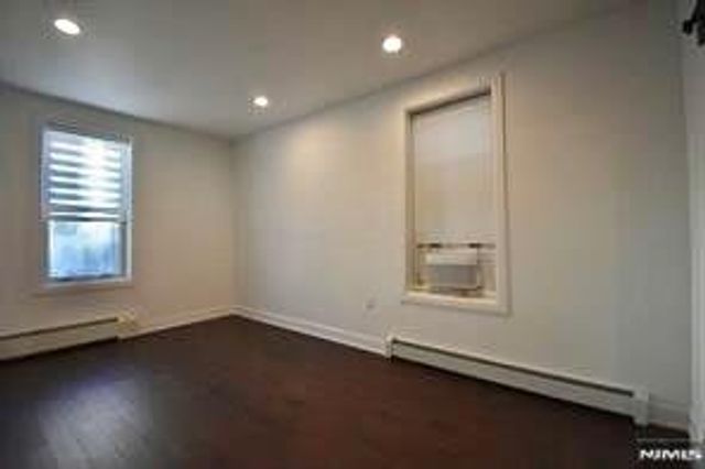 228 Maple Street 2, Weehawken, NJ 07086