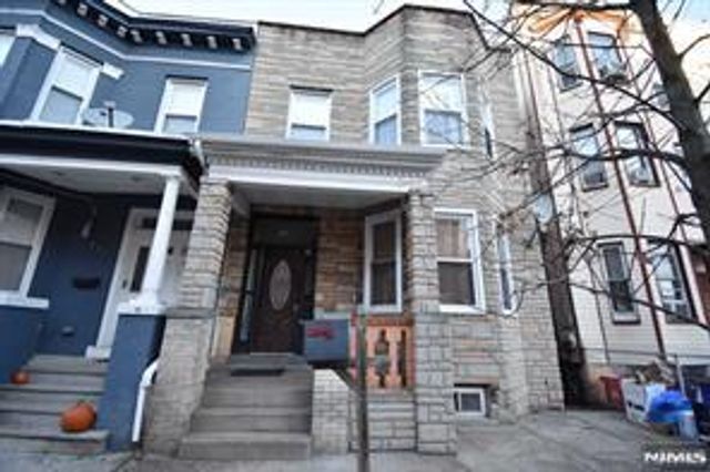 228 Maple Street 2, Weehawken, NJ 07086