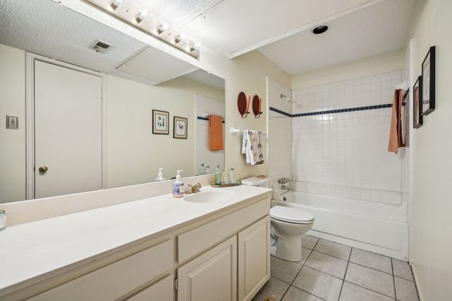 9222 Church Road 108, Dallas, TX 75231