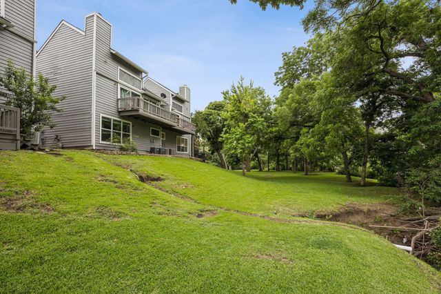 9222 Church Road 108, Dallas, TX 75231