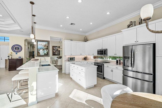 7518 Carmela Way, Delray Beach, FL 33446