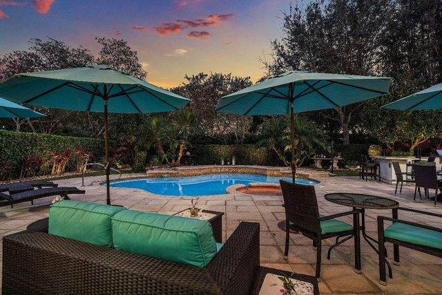 7518 Carmela Way, Delray Beach, FL 33446