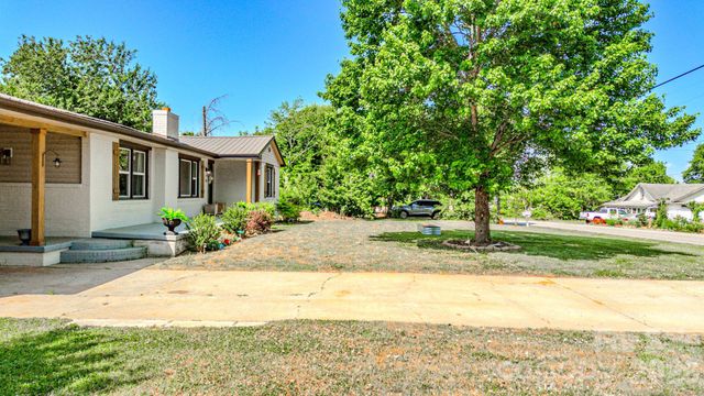 460 Boss Moore Road, Ellenboro, NC 28040