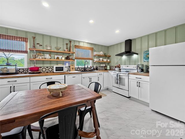 460 Boss Moore Road, Ellenboro, NC 28040