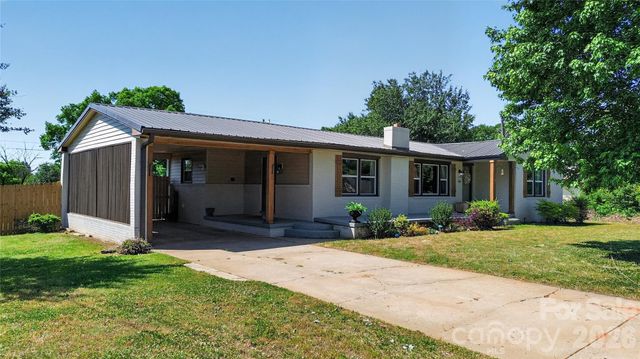 460 Boss Moore Road, Ellenboro, NC 28040
