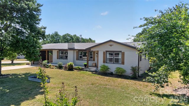 460 Boss Moore Road, Ellenboro, NC 28040