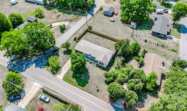 460 Boss Moore Road, Ellenboro, NC 28040