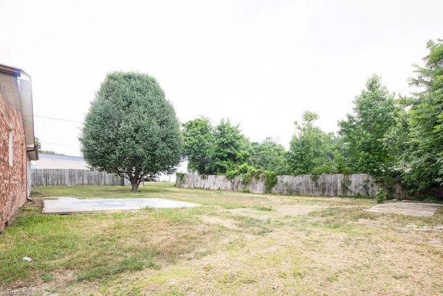 520 Old Liberty Road, Asheboro, NC 27203