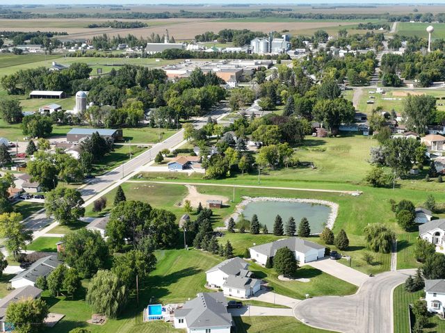 1101 Southcreek Avenue, Glyndon, MN 56547