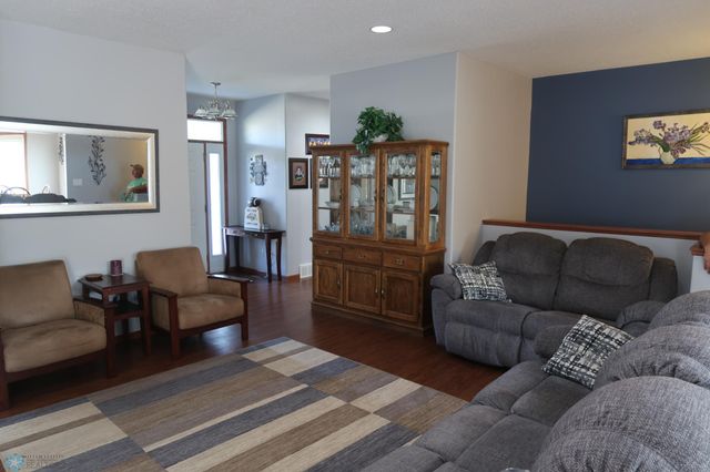 1101 Southcreek Avenue, Glyndon, MN 56547