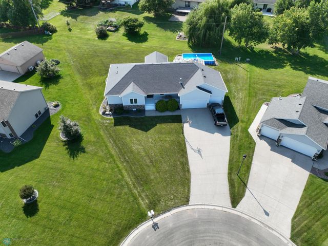 1101 Southcreek Avenue, Glyndon, MN 56547