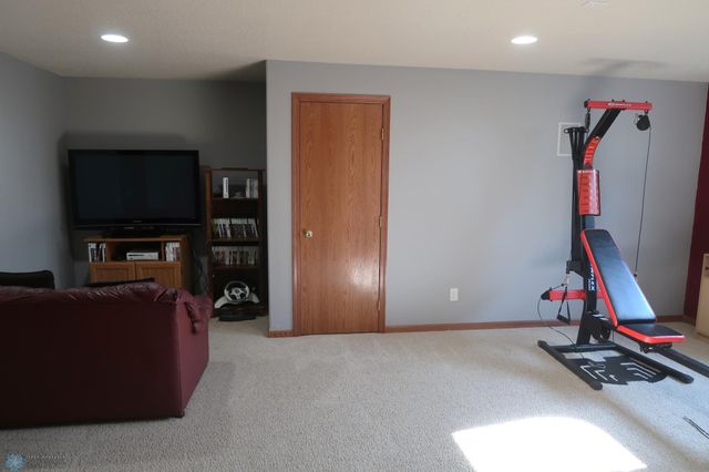 1101 Southcreek Avenue, Glyndon, MN 56547