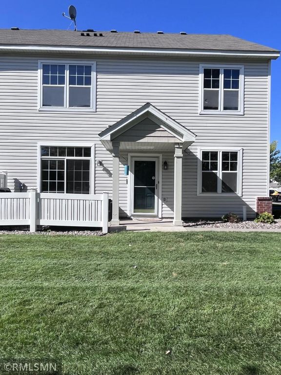 898 Providence Drive, Shakopee, MN 55379 — photo 4