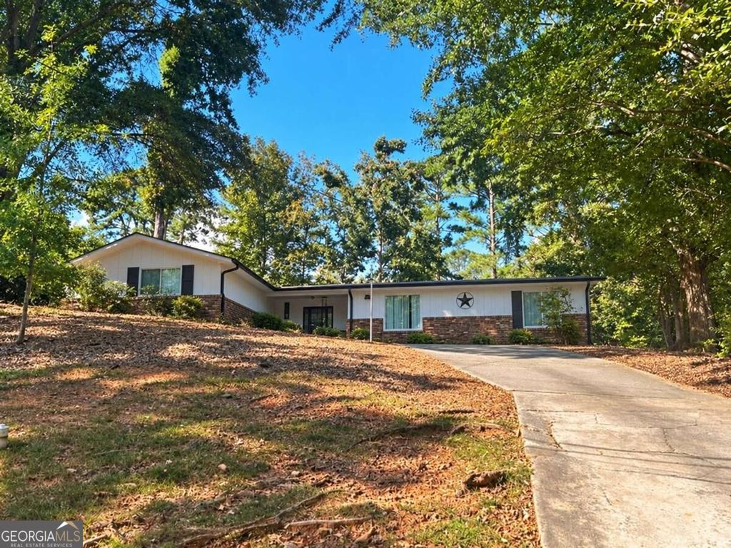 1314 N Cliff Valley Way NE, Brookhaven, GA 30319 — exterior