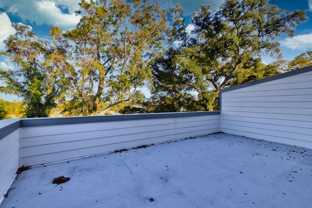 1150 Valdosta 404, North Charleston, SC 29405