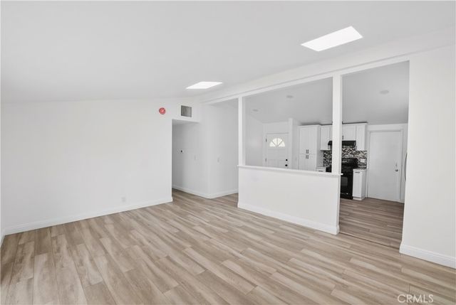 19025 Nearbrook, Canyon Country, CA 91351