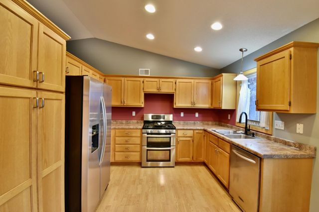 6346 Cape West Court, Saint Cloud, MN 56303