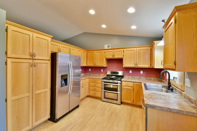 6346 Cape West Court, Saint Cloud, MN 56303