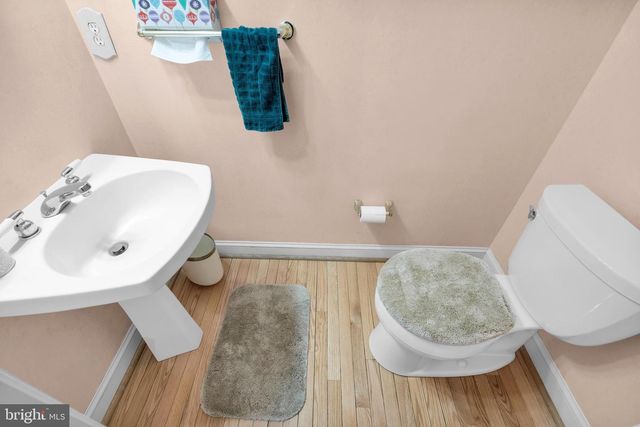 801 DORSET RD, Allentown, PA 18104