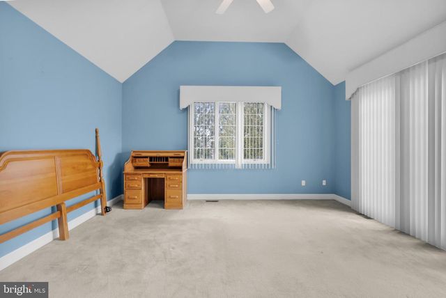 801 DORSET RD, Allentown, PA 18104