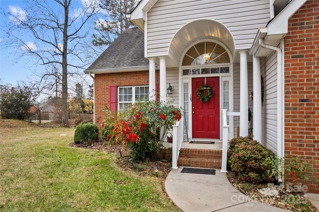 105 Whimbrel Lane, Mooresville, NC 28117