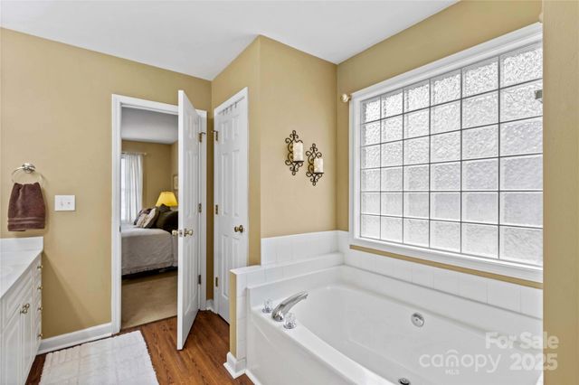 105 Whimbrel Lane, Mooresville, NC 28117