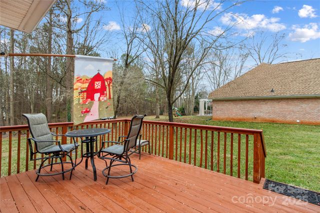 105 Whimbrel Lane, Mooresville, NC 28117