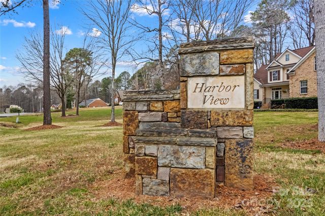 105 Whimbrel Lane, Mooresville, NC 28117