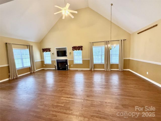 105 Whimbrel Lane, Mooresville, NC 28117