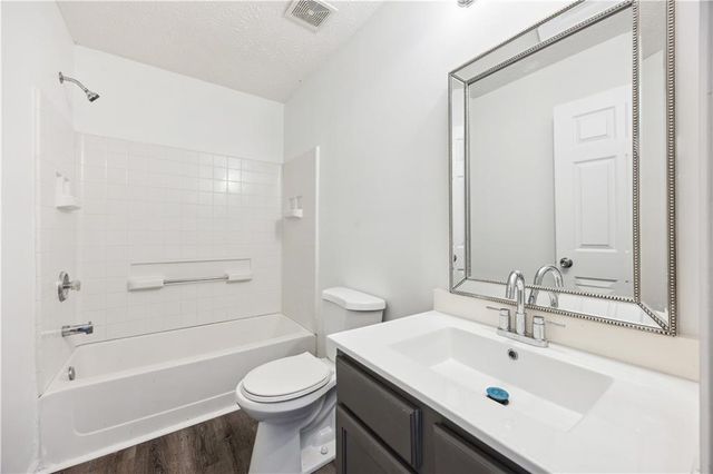 5547 Strathmoor Manor Circle, Lithonia, GA 30058