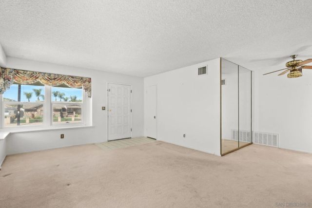 877 Alveda Avenue, El Cajon, CA 92019
