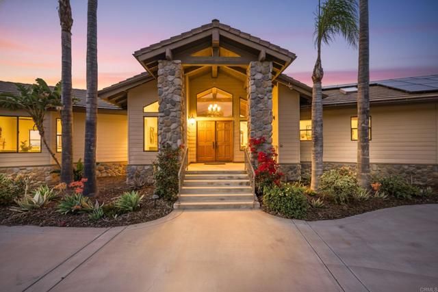 13005 Via Suena, Valley Center, CA 92082