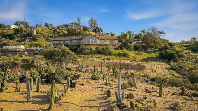 13005 Via Suena, Valley Center, CA 92082