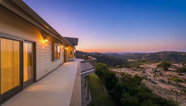 13005 Via Suena, Valley Center, CA 92082