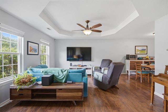 4879 N MONTGOMERY DR, Columbia, MO 65202