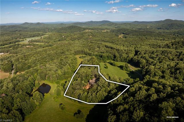 399 Jonathan Drive, Lowgap, NC 27024