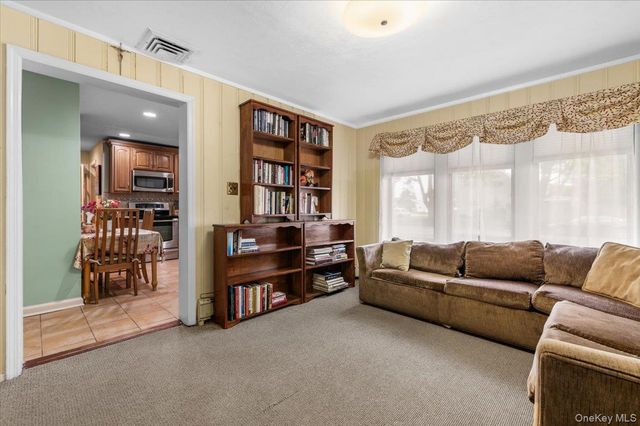 57 Meeting Lane, Hicksville, NY 11801